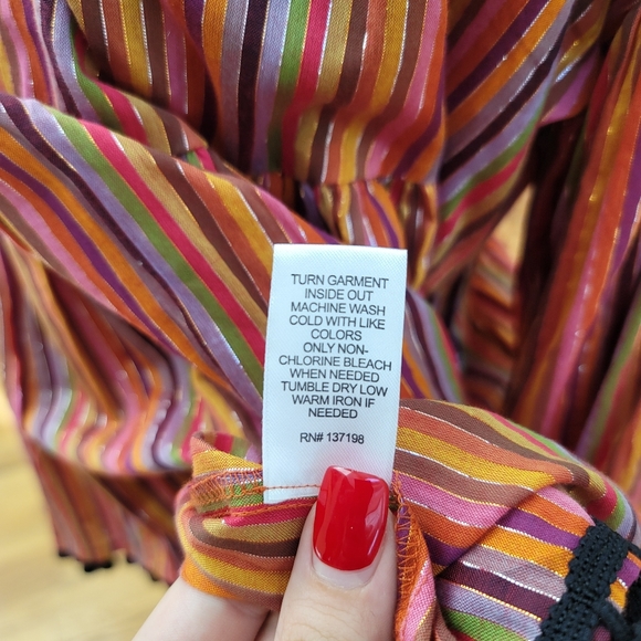 Multi-Colored Blouse - Picture 9 of 9